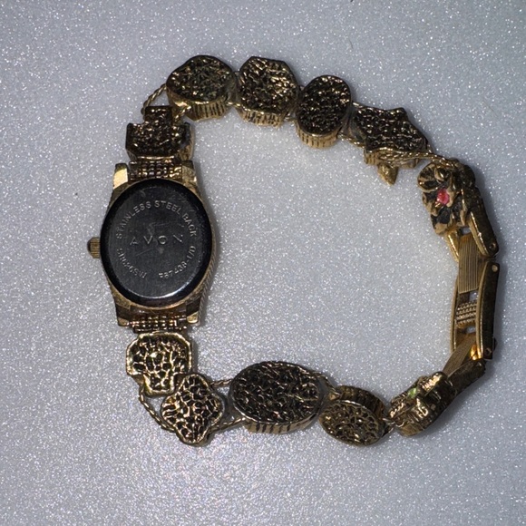 Vintage Avon fashion Wristwatch with gemstone accents and a gold tone chain - Picture 4 of 5